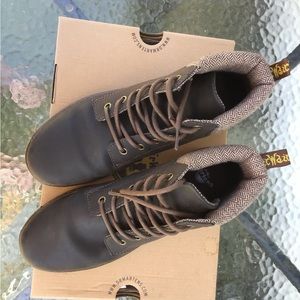 Dr. Martens Malley Gaucho W9 Brown